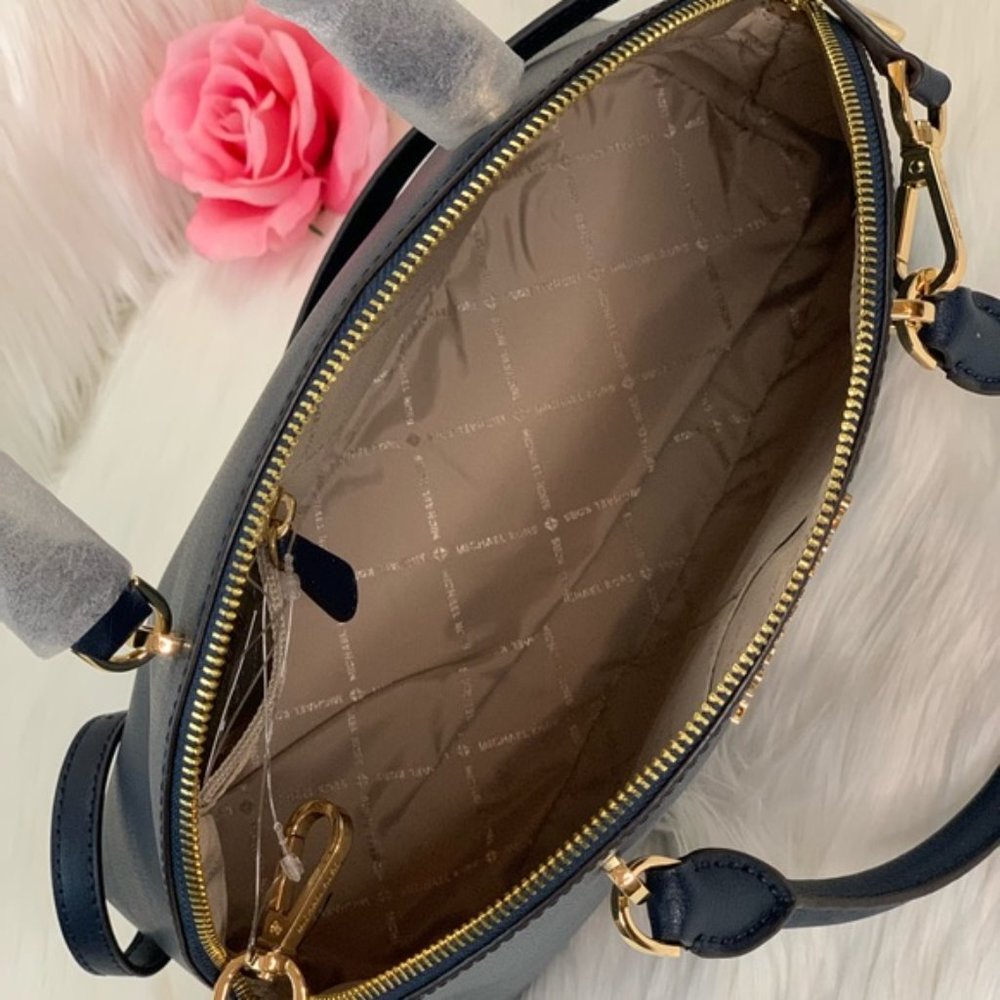 ❤️Michael Kors LG Emmy Dome Satchel Navy - Picture 5 of 8